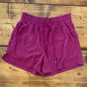 Old Navy Women's Fuchsia Athletic Shorts